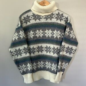 Hilda Ltd. Vintage Icelandic‎ 100% Pure Wool Sweater Sz Small